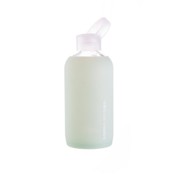 Bouteille en verre Mint - avec un étui de protection en silicone
