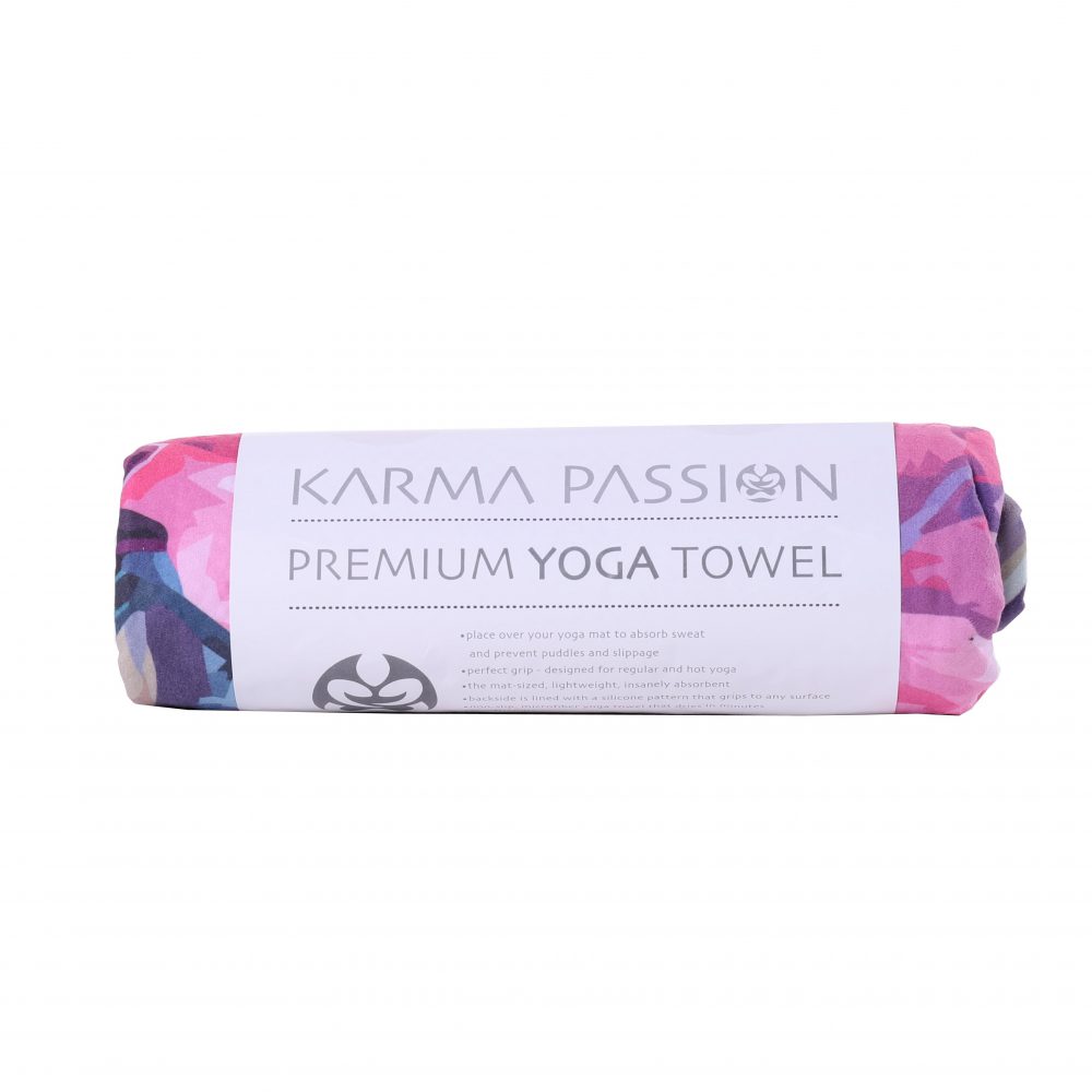 Ręcznik do jogi z silikonem Love you Peonies może być używany jako wierzchnia warstwa maty lub samodzielnie